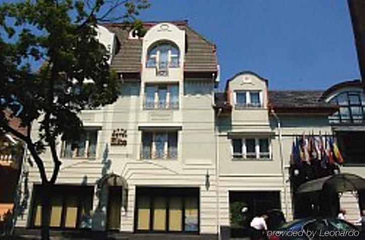 Elite Hotel Oradea Exterior photo