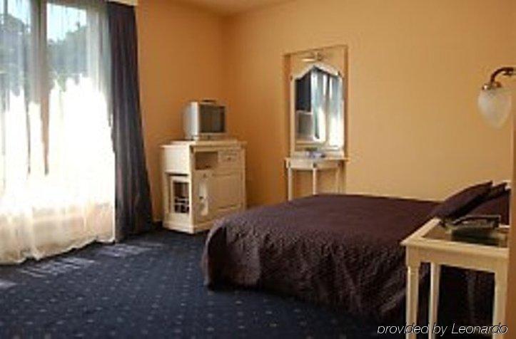 Elite Hotel Oradea Room photo
